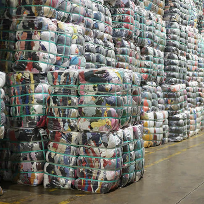 Caja de bolsones de ropa importada